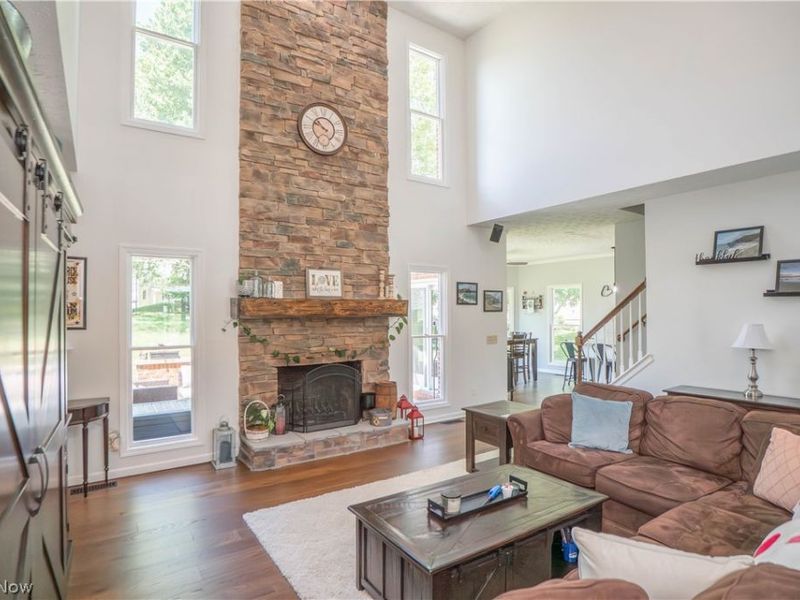 3228 Deborah Court , Uniontown, OH 44685 Photo 8