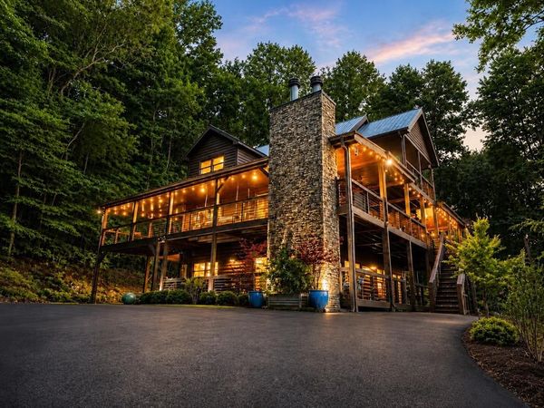 135 N Bandit Lane, Blue Ridge, GA 30513
