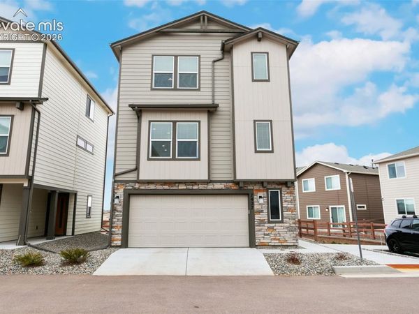 7427 Gorgeted Quail Grove, Colorado Springs, CO 80923