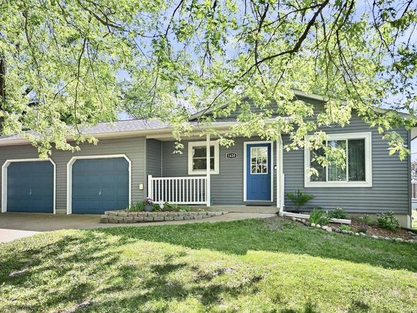 1420 Conrad DRIVE, Winona, MN 55987