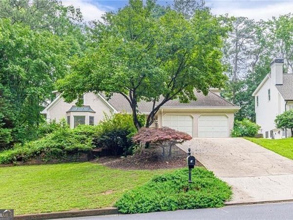 10625 Haynes Forest Drive, Alpharetta, GA 30022