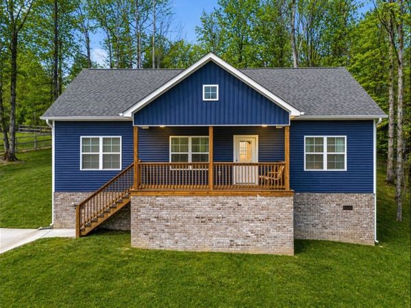521 Lewis Ln , Charlotte, TN 37036