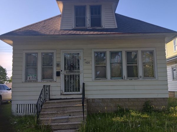1420 W Congress St, Milwaukee, WI 53209