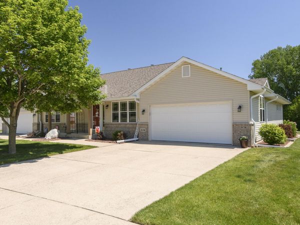 234 Brookside Dr, Mayville, WI 53050