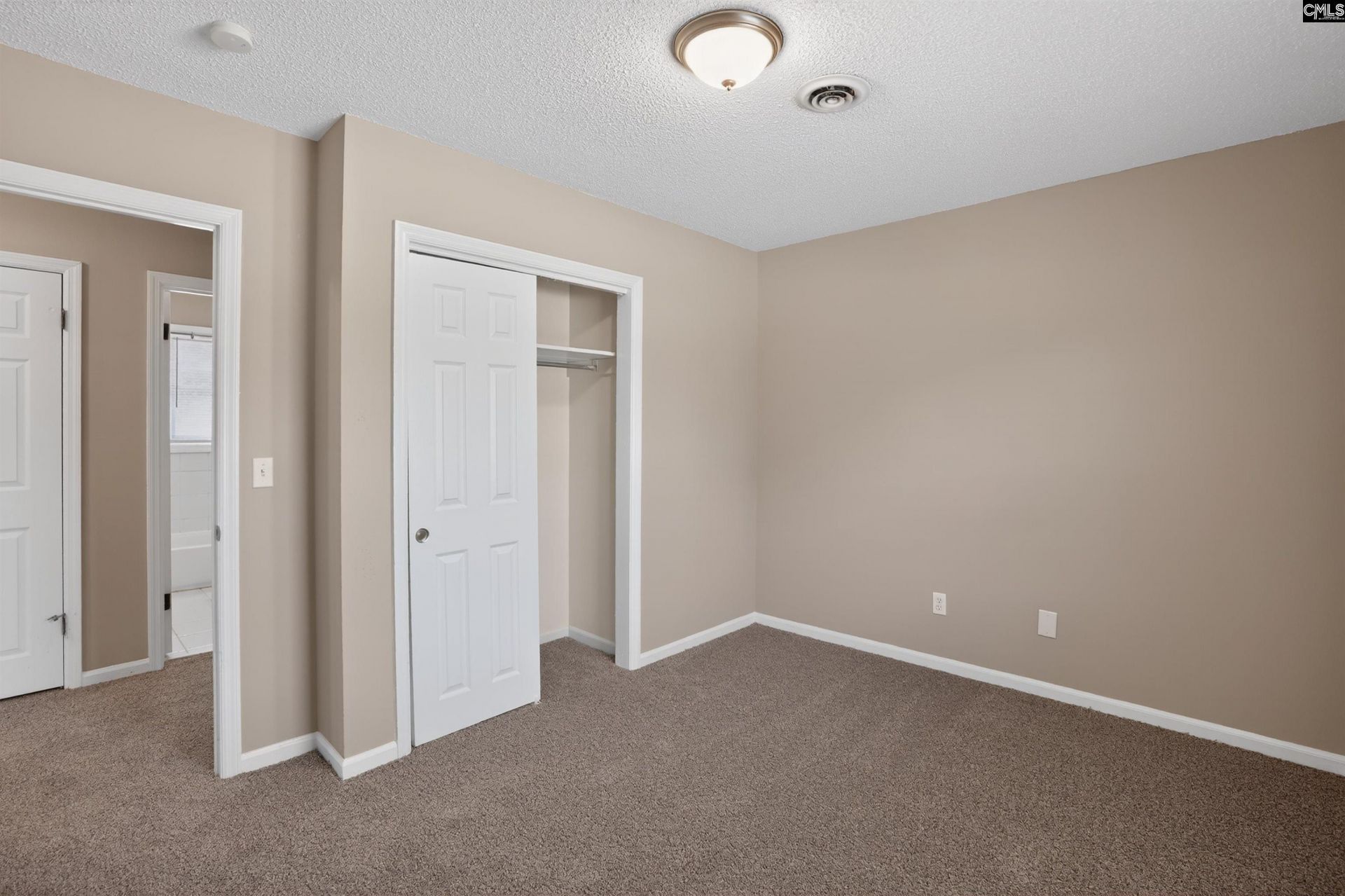 328 Galbra Street  Photo 19