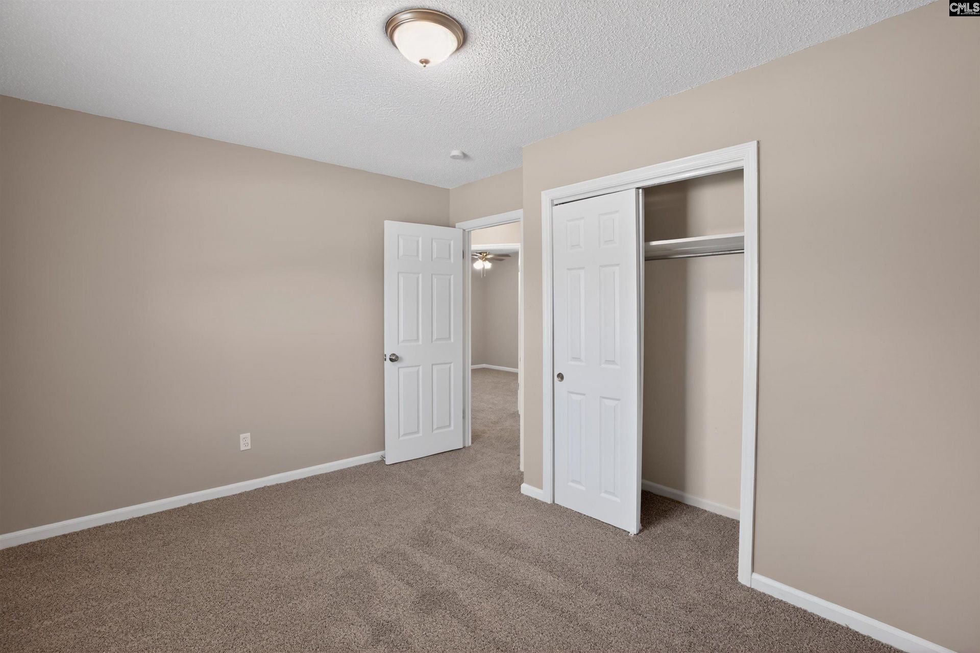 328 Galbra Street  Photo 23