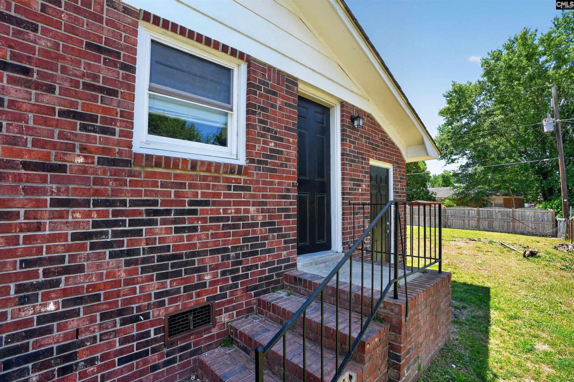 328 Galbra Street  Photo 26