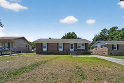 328 Galbra Street  photo 4