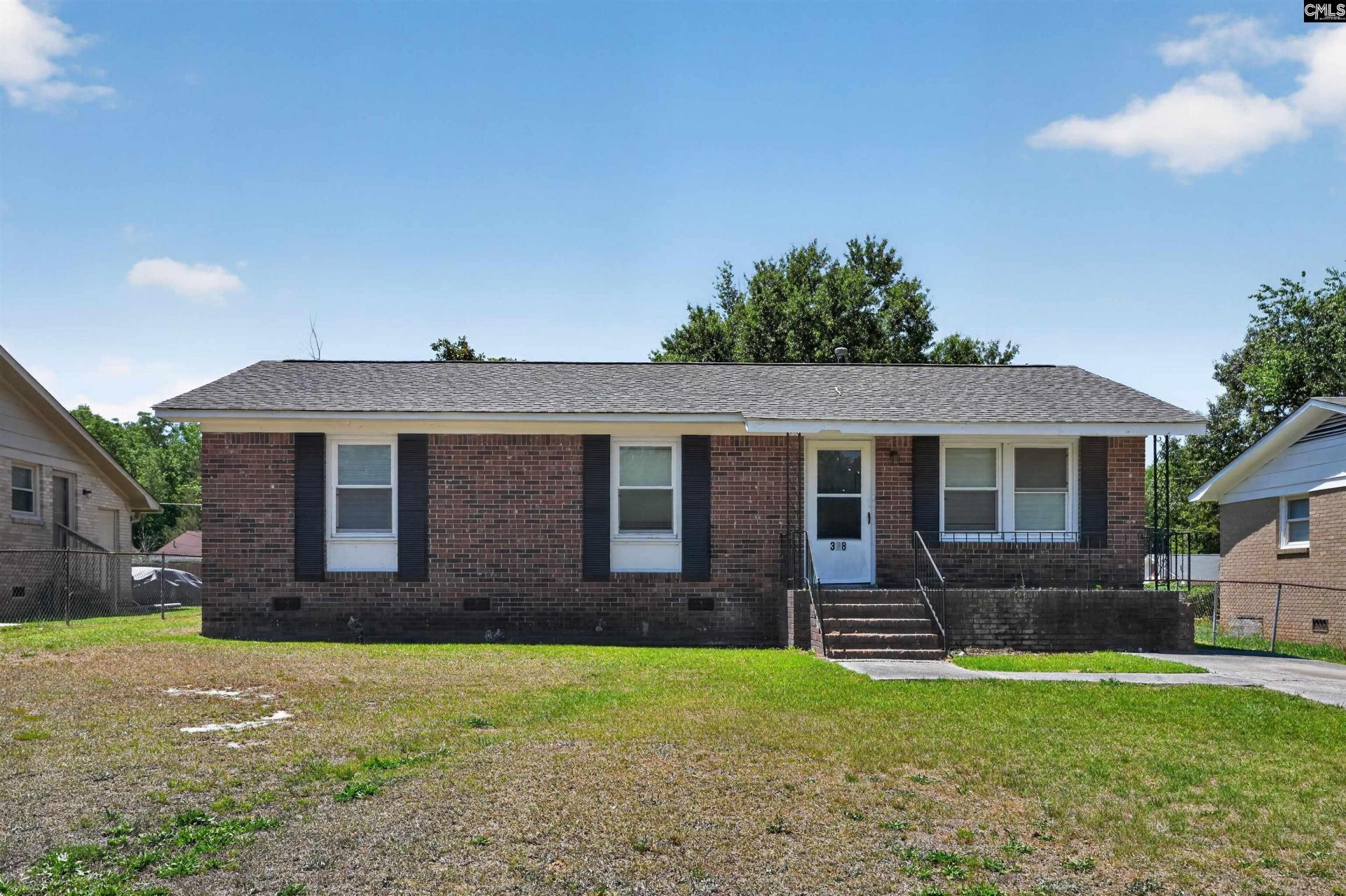 328 Galbra Street  Photo 4