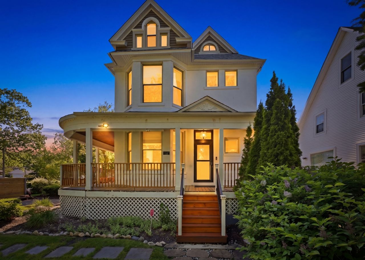 2720 Edina Boulevard , Zion, IL 60099