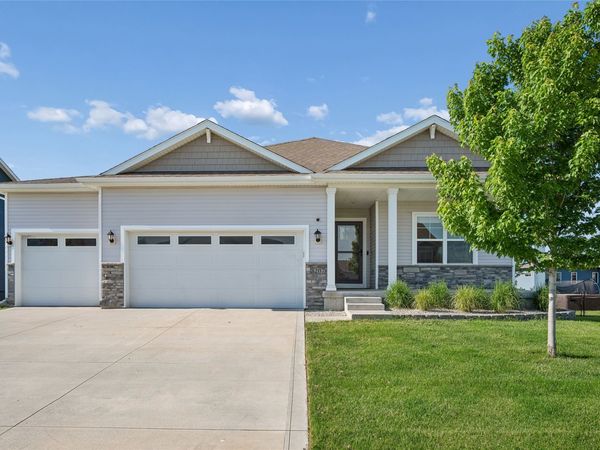 3207 NW Reinhart Drive , Ankeny, IA 50023