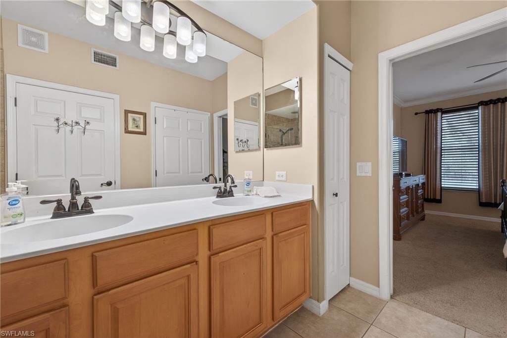 10109 Colonial Country Club Blvd, Unit 2410, Fort Myers, FL 33913 Photo