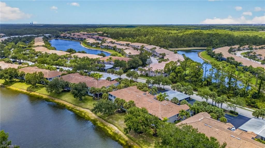 10109 Colonial Country Club Blvd, Unit 2410, Fort Myers, FL 33913 Photo