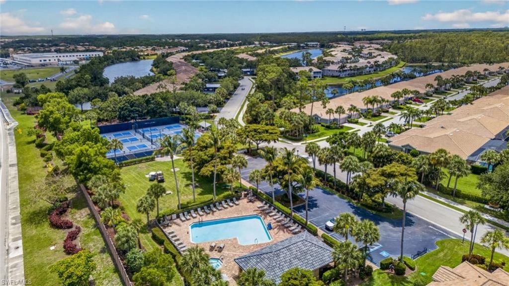 10109 Colonial Country Club Blvd, Unit 2410, Fort Myers, FL 33913 Photo