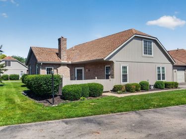 2276 Willowside Lane, Grove City, OH 43123