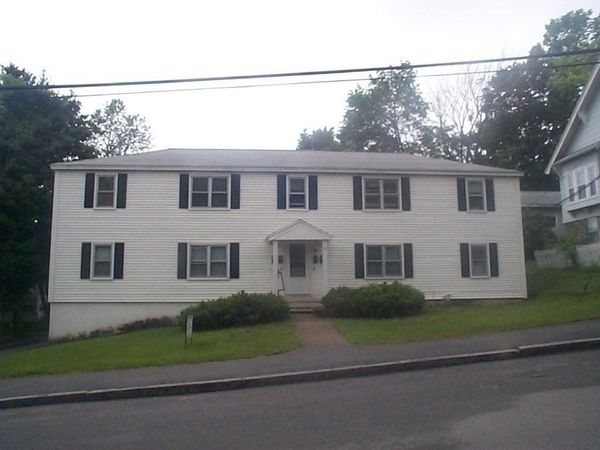 19 Greendale Avenue, Unit 2L, Worcester, MA 01606