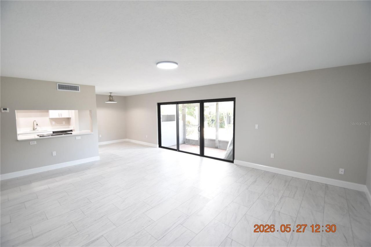 877 114th Avenue N, Unit 407, Saint Petersburg, FL 33716 Photo