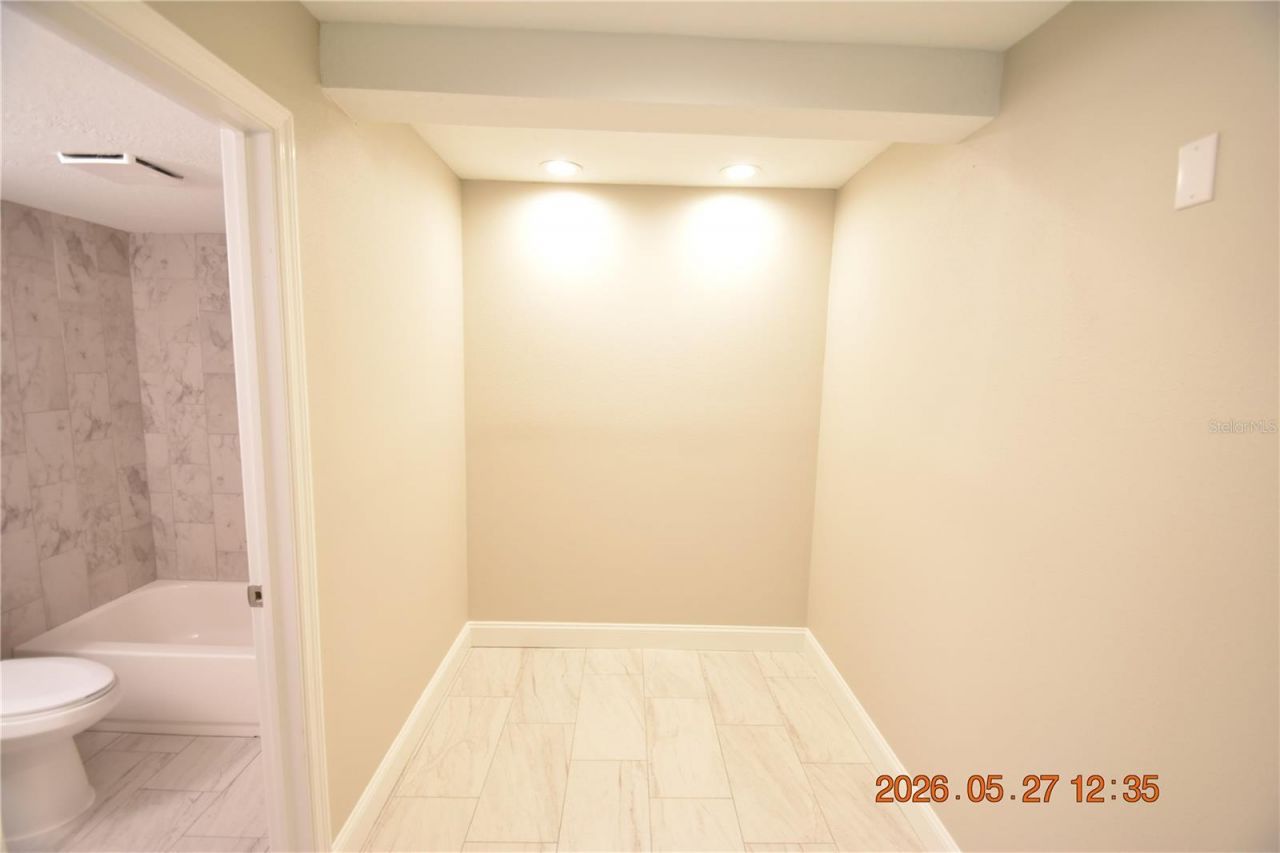 877 114th Avenue N, Unit 407, Saint Petersburg, FL 33716 Photo