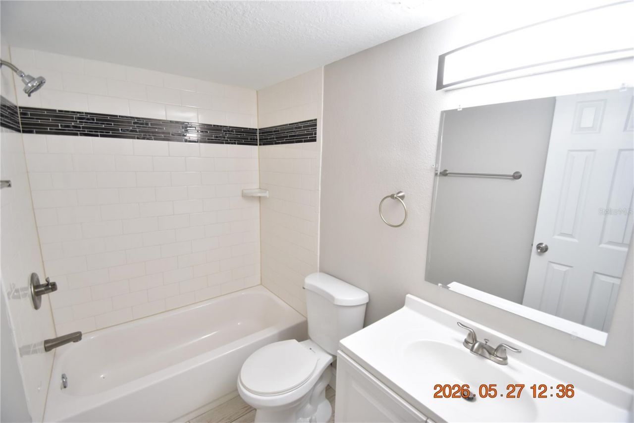 877 114th Avenue N, Unit 407, Saint Petersburg, FL 33716 Photo
