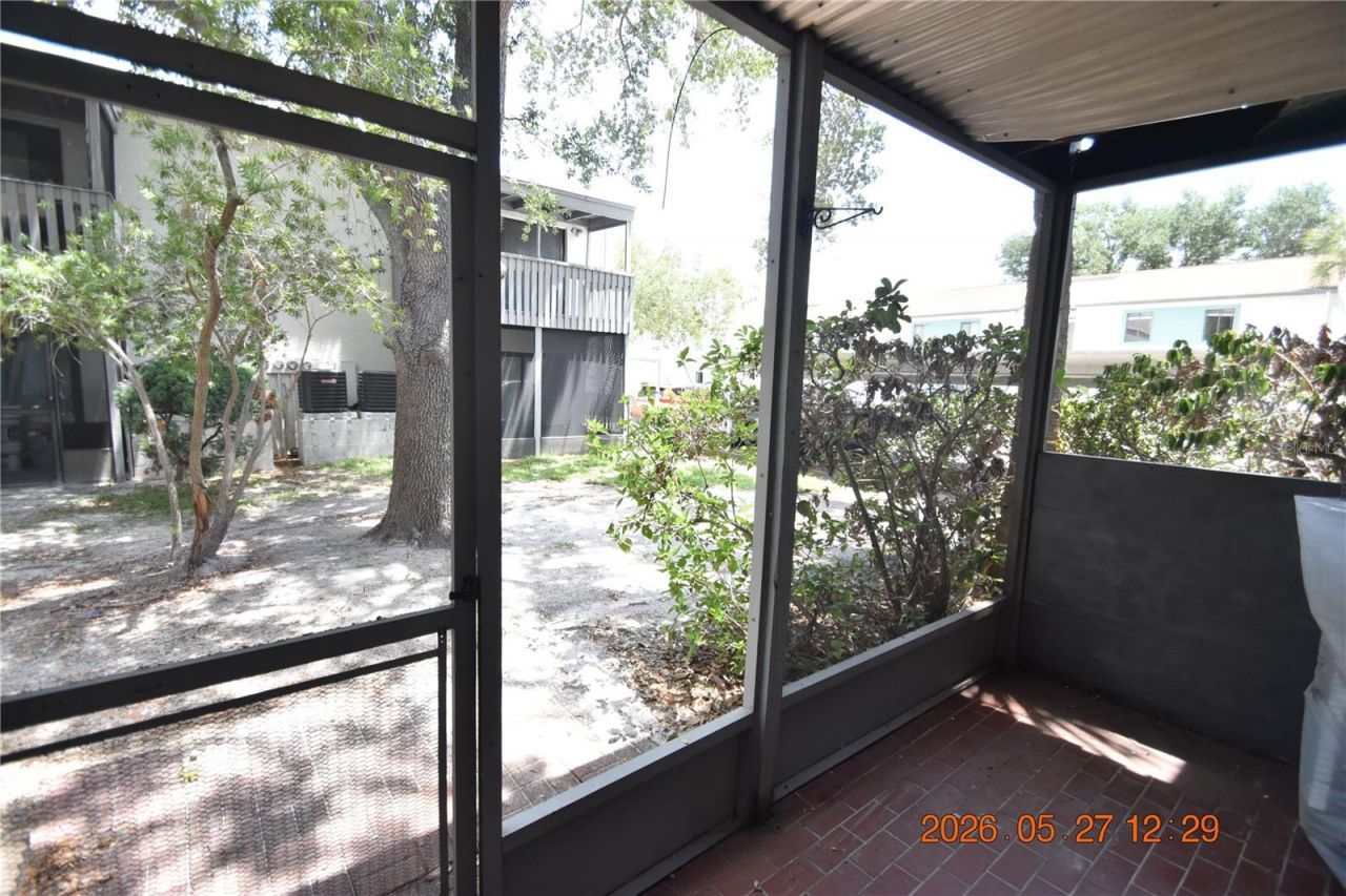 877 114th Avenue N, Unit 407, Saint Petersburg, FL 33716 Photo