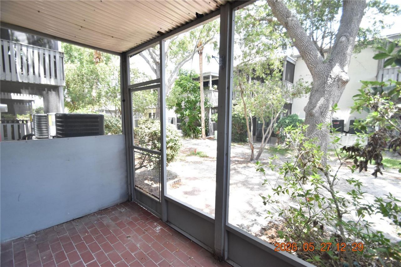 877 114th Avenue N, Unit 407, Saint Petersburg, FL 33716 Photo