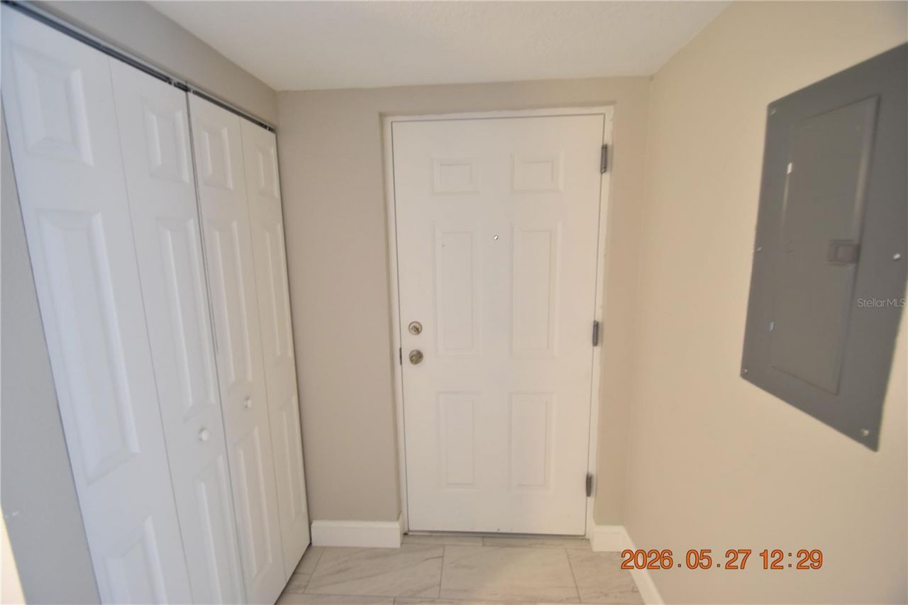 877 114th Avenue N, Unit 407, Saint Petersburg, FL 33716 Photo