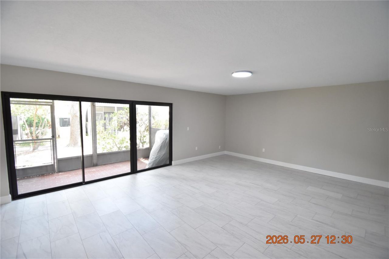 877 114th Avenue N, Unit 407, Saint Petersburg, FL 33716 Photo