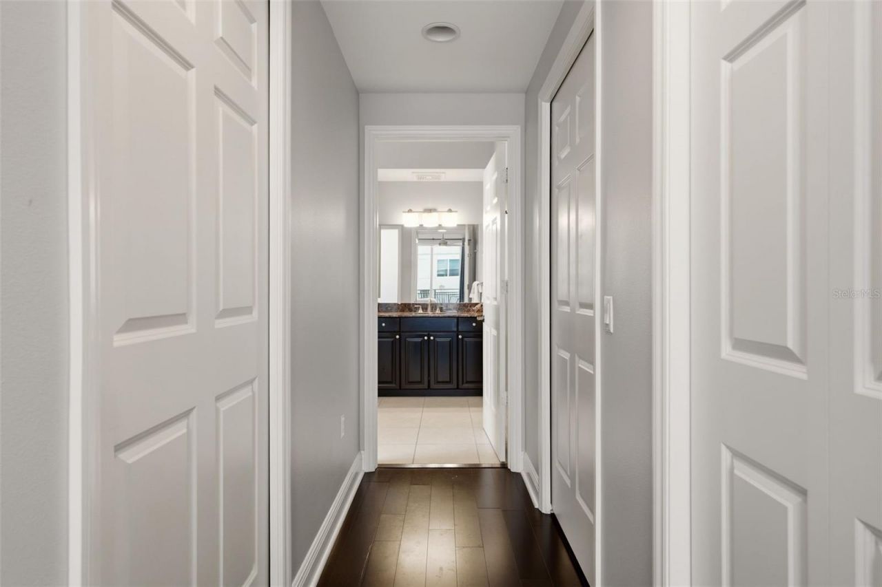 100 Central Avenue, Unit H716, Sarasota, FL 34236 Photo