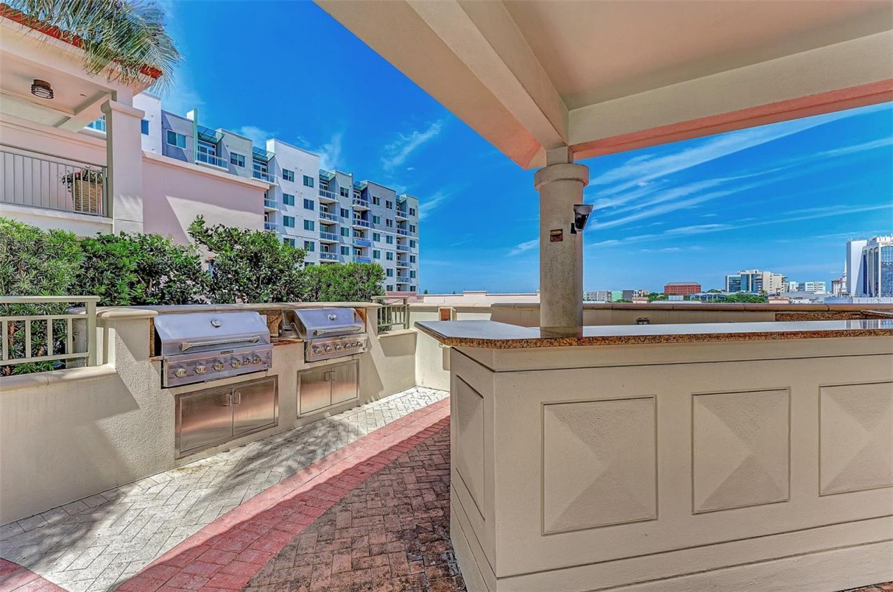 100 Central Avenue, Unit H716, Sarasota, FL 34236 Photo