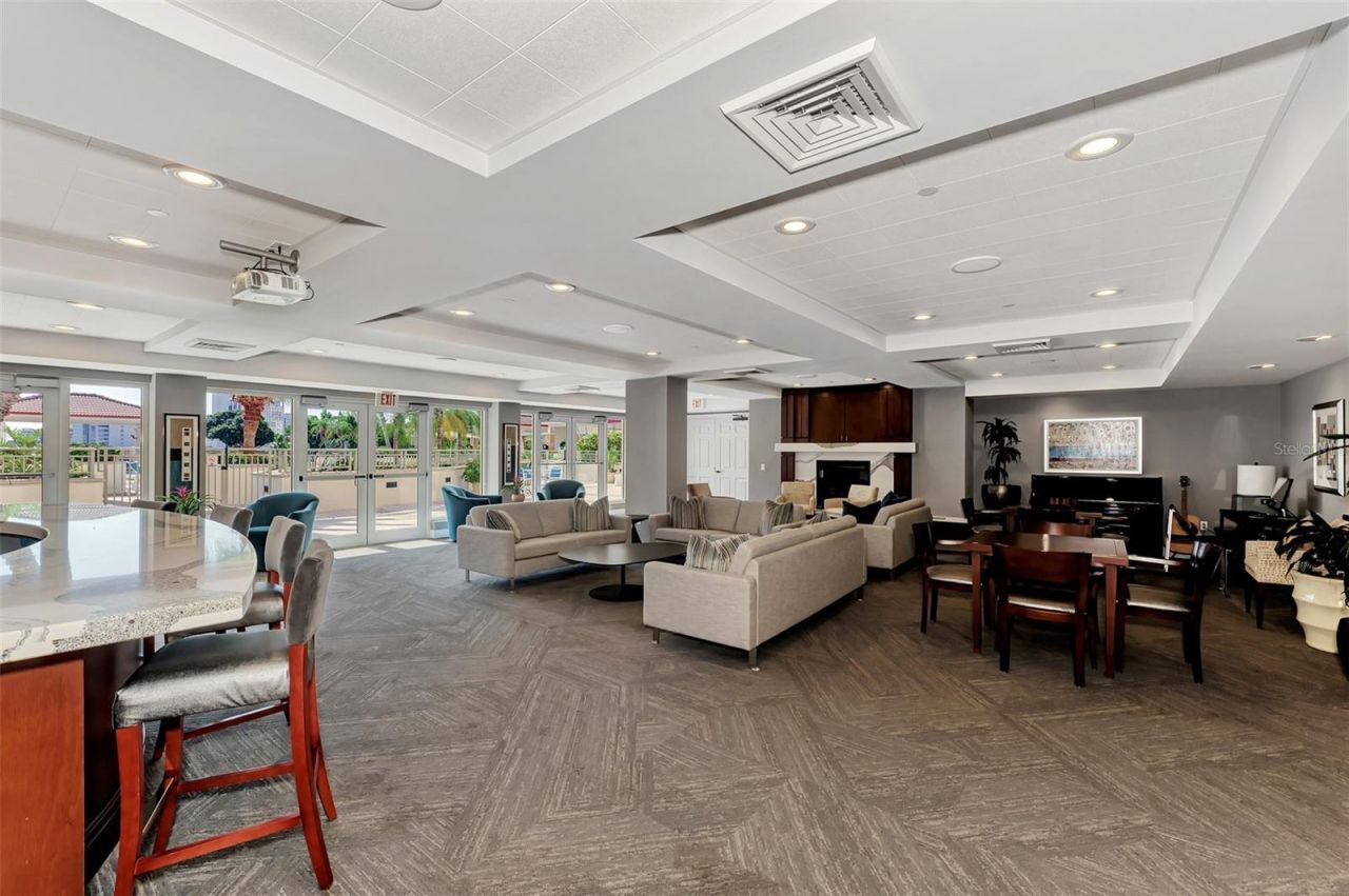 100 Central Avenue, Unit H716, Sarasota, FL 34236 Photo
