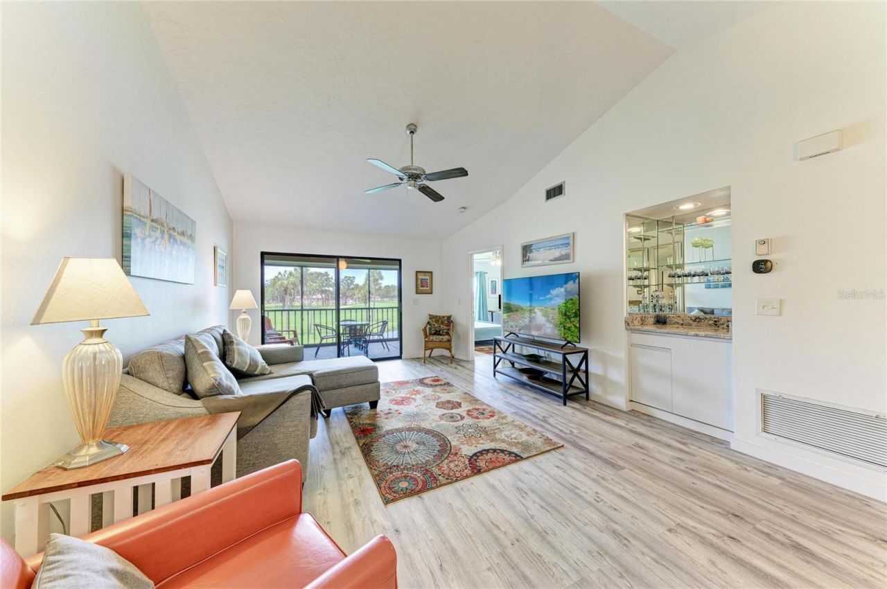 5709 Avista Drive, Unit 5709, Sarasota, FL 34243 Photo