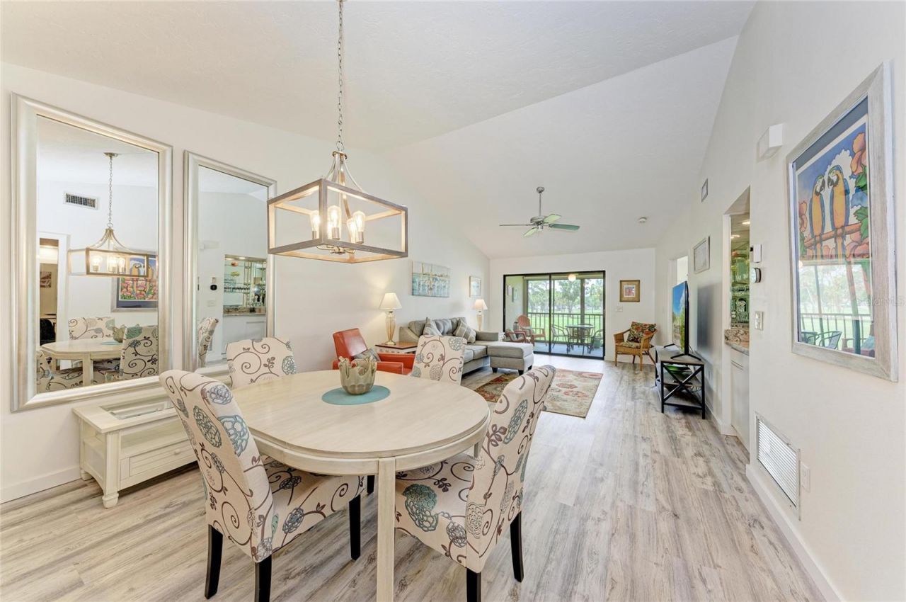 5709 Avista Drive, Unit 5709, Sarasota, FL 34243 Photo