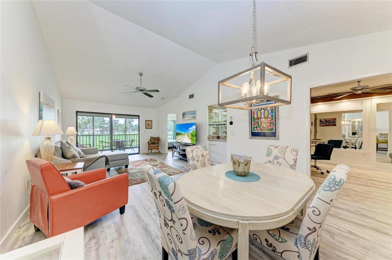 5709 Avista Drive, Unit 5709, Sarasota, FL 34243 Photo