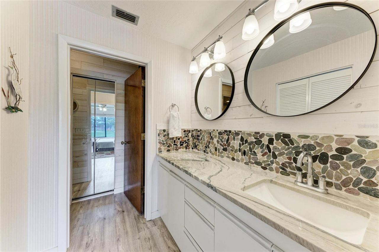 5709 Avista Drive, Unit 5709, Sarasota, FL 34243 Photo