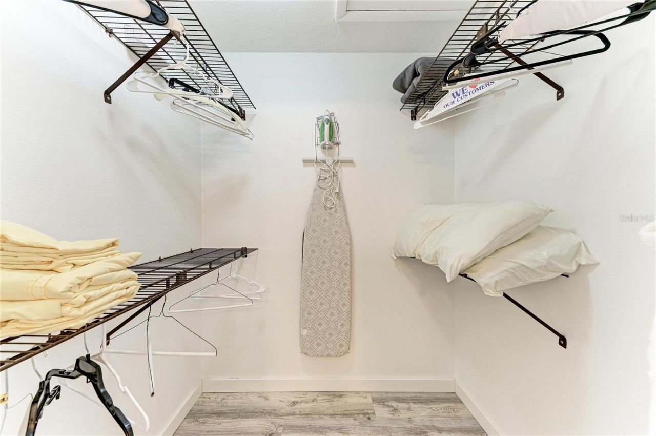 5709 Avista Drive, Unit 5709, Sarasota, FL 34243 Photo