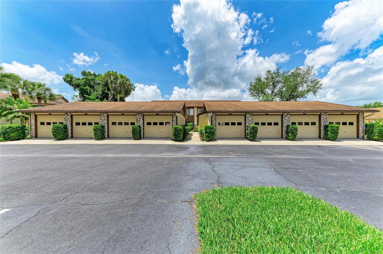 5709 Avista Drive, Unit 5709, Sarasota, FL 34243 Photo