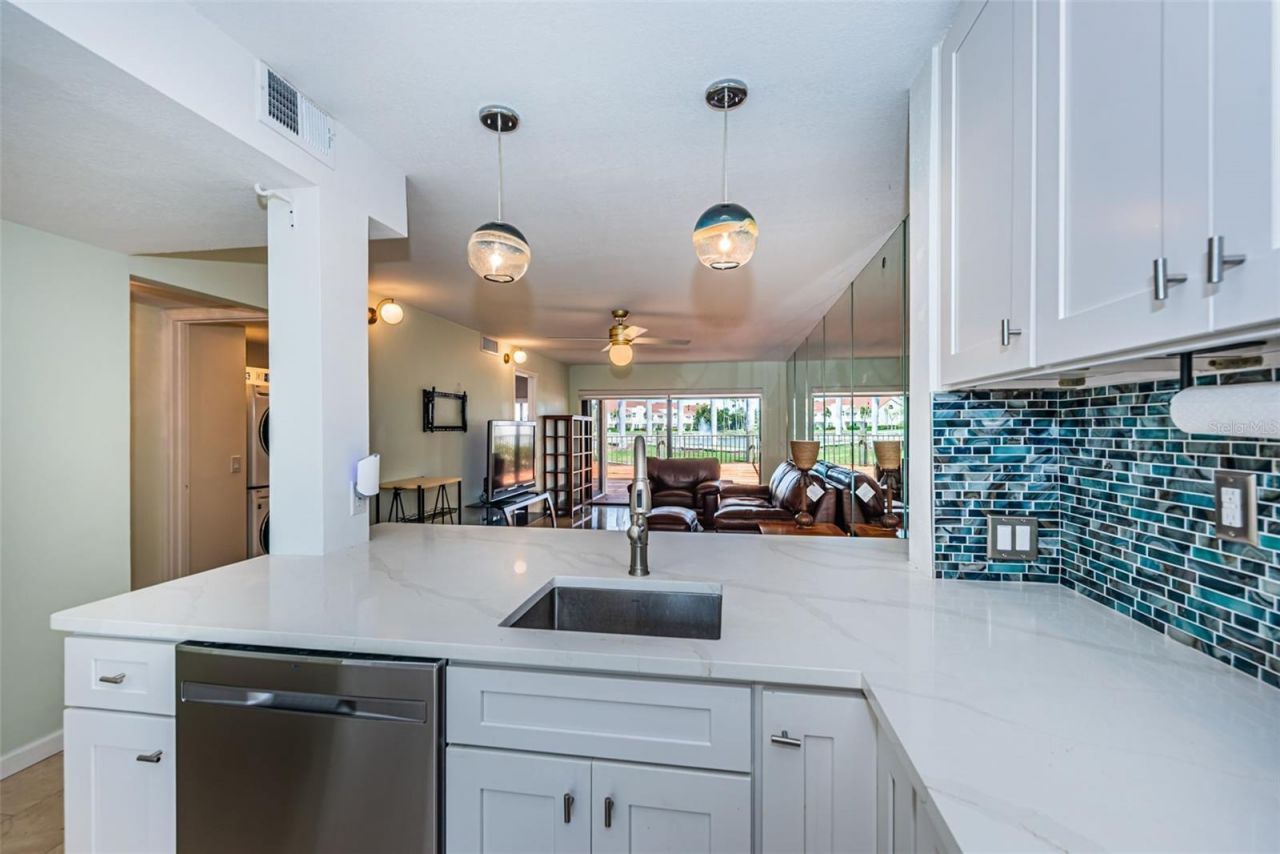 6273 Bahia Del Mar Boulevard, Unit 116, Saint Petersburg, FL 33715 Photo