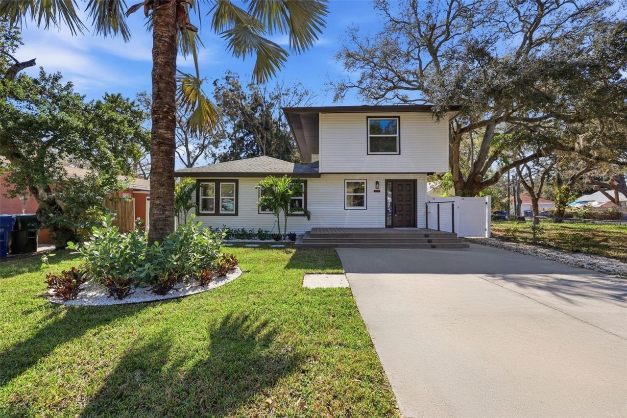727 16th Ave Nw, Largo, FL 33770 Photo