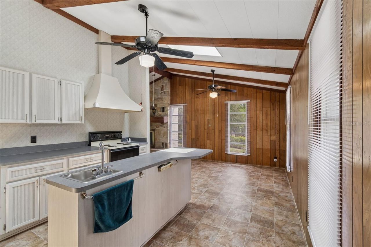 9400 Indale Drive, New Port Richey, FL 34654 Photo