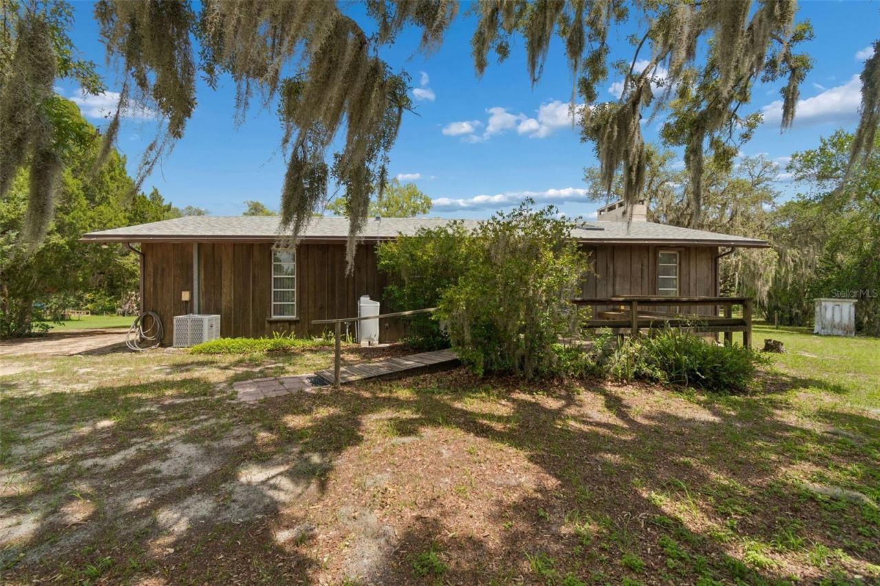 9400 Indale Drive, New Port Richey, FL 34654 Photo