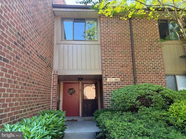 402 A CYPRESS POINT CIRCLE , MOUNT LAUREL, NJ 08054