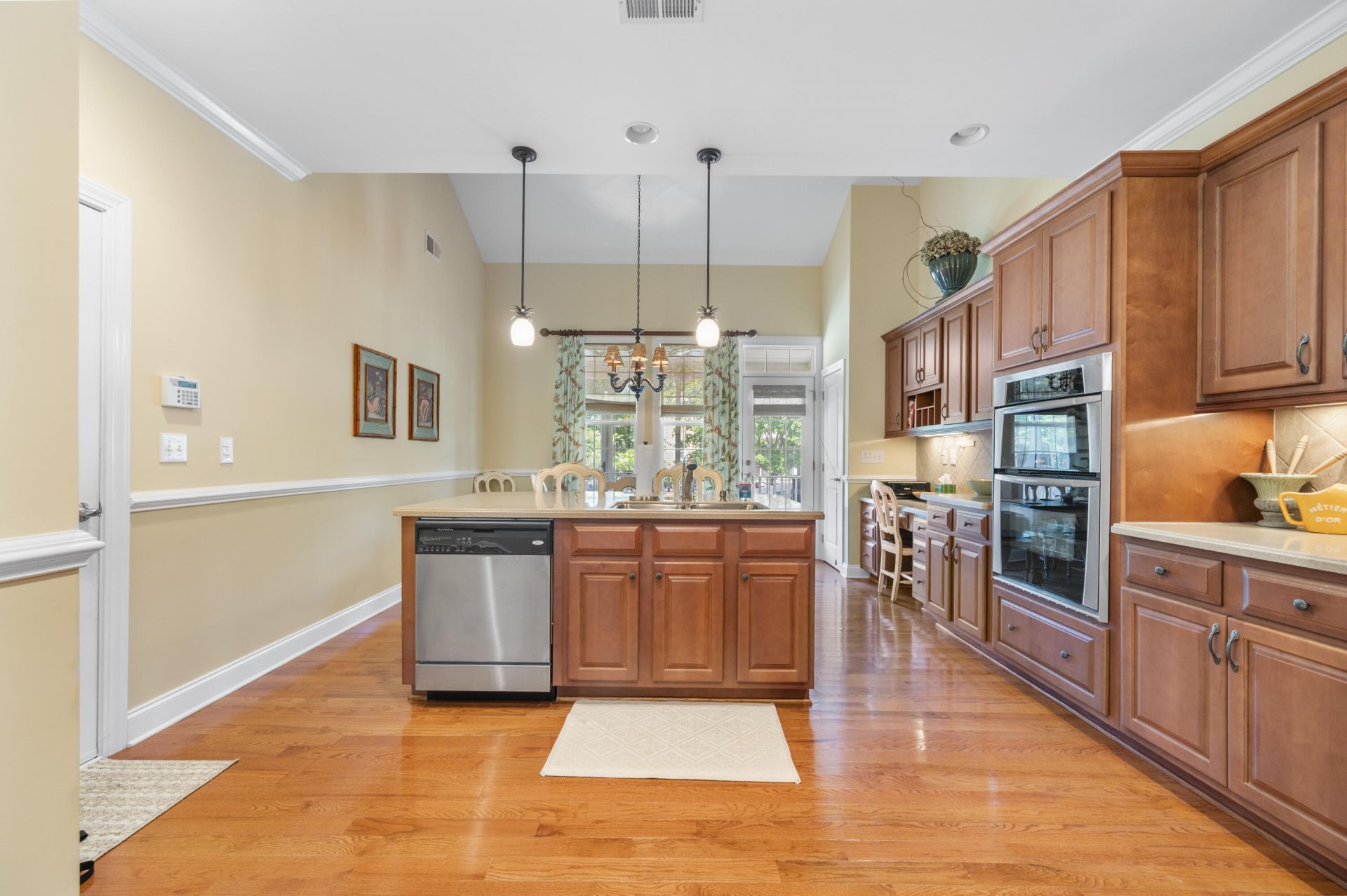 1481 Clancy Road Photo 5