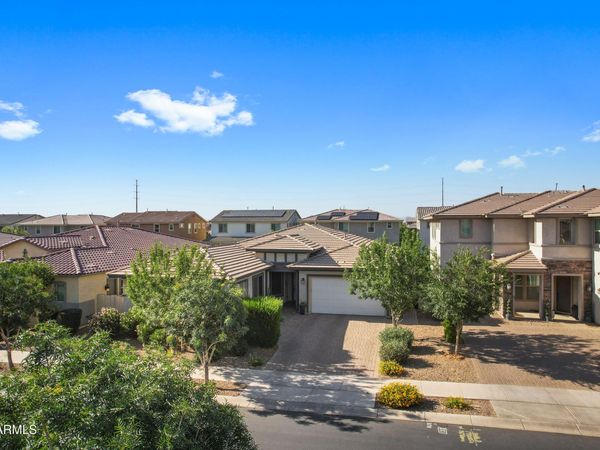 20948 E Canary Way, Queen Creek, AZ 85142