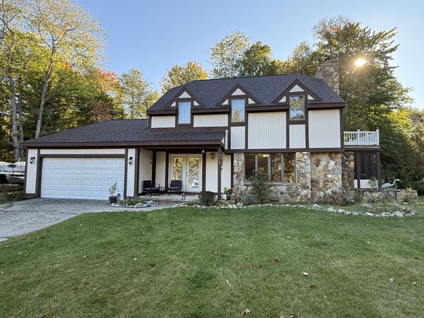 7036 Woodlea Road, Oscoda, MI 48750