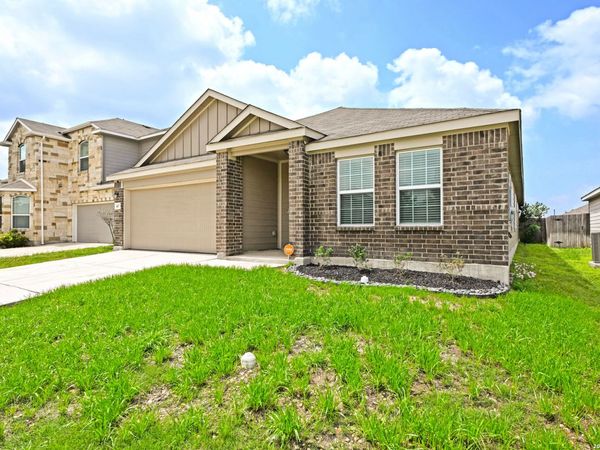 447 AGAVE FLATS DR, New Braunfels, TX 78130