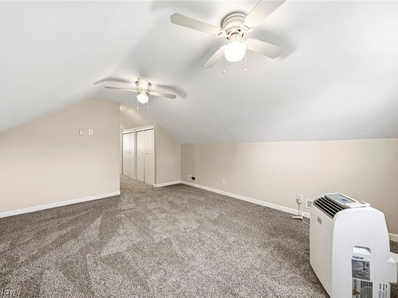 1628 Longwood Drive, Mayfield Heights, OH 44124 Photo 18