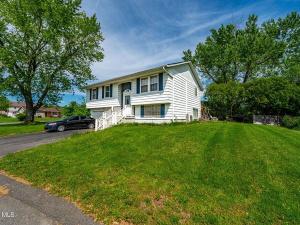4 Arthur Avenue, Hudson, NY 12534