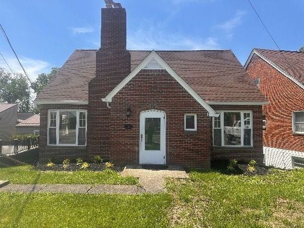 251 E Pea Ridge Road, Huntington, WV 25705