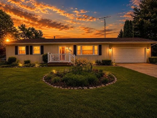 1109 W 14th Street , La Porte, IN 46350