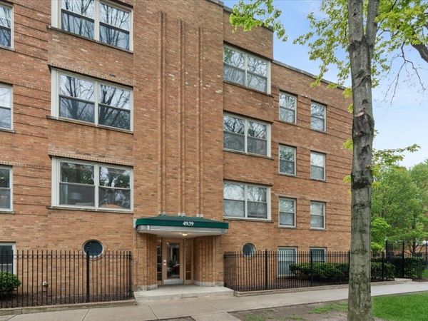 Unit 1A, Chicago, IL 60640